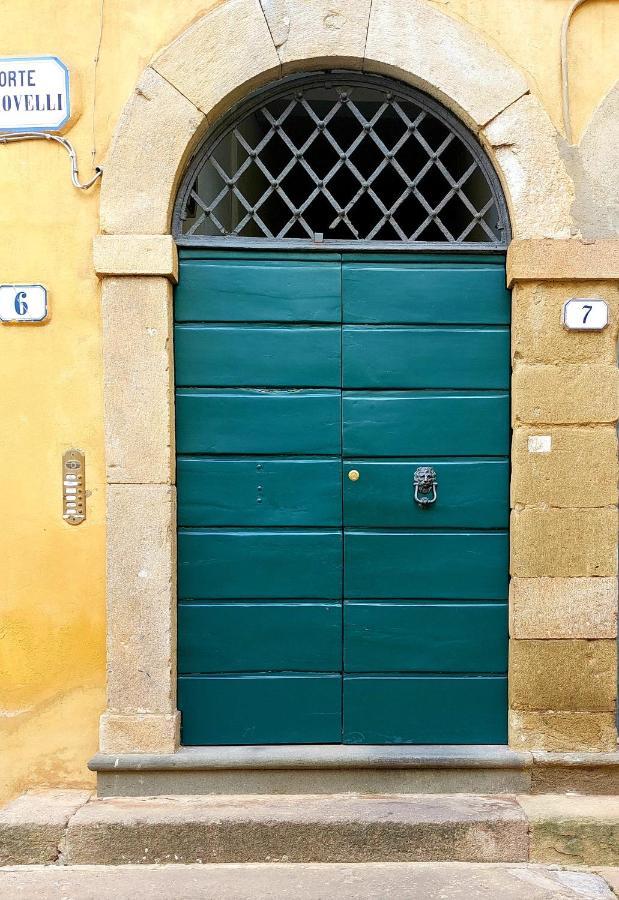 All'Interno Delle Mura Appartamento Con Wi-Fi E Netflix 卢卡 外观 照片